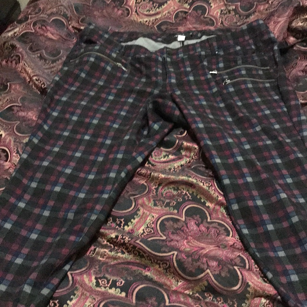 Torrid cropped pants